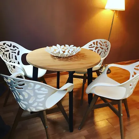 Apartment Daily - *